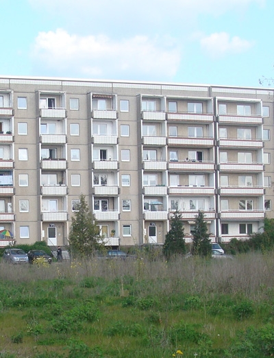 9 9